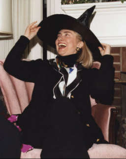 hilliary-rodham-clinton-is-a-witch-burn-her.jpg